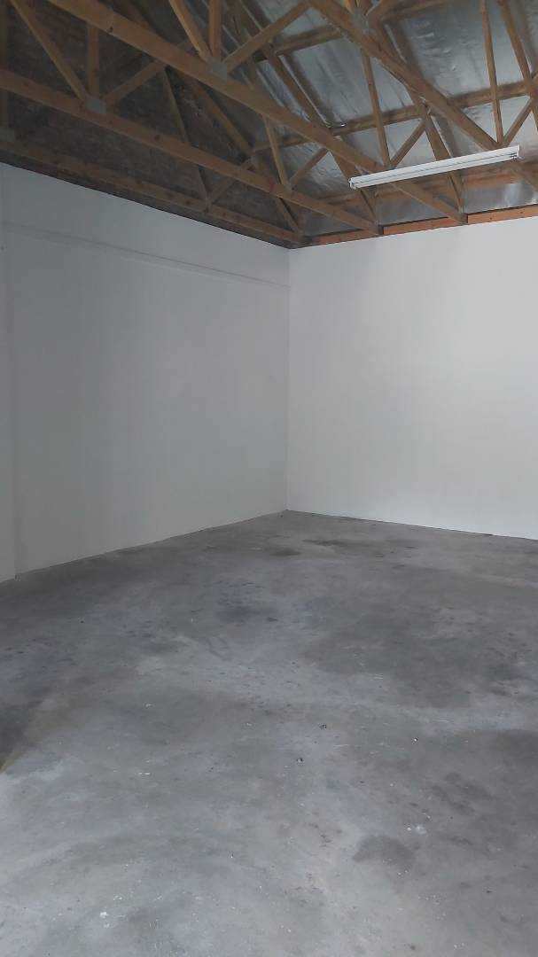 To Let commercial Property for Rent in Overbaakens Eastern Cape